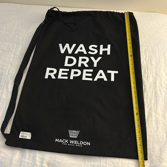 Mack Weldon Black Laundry Bag with Drawstring Closure and Bold - Picture 1 of 9